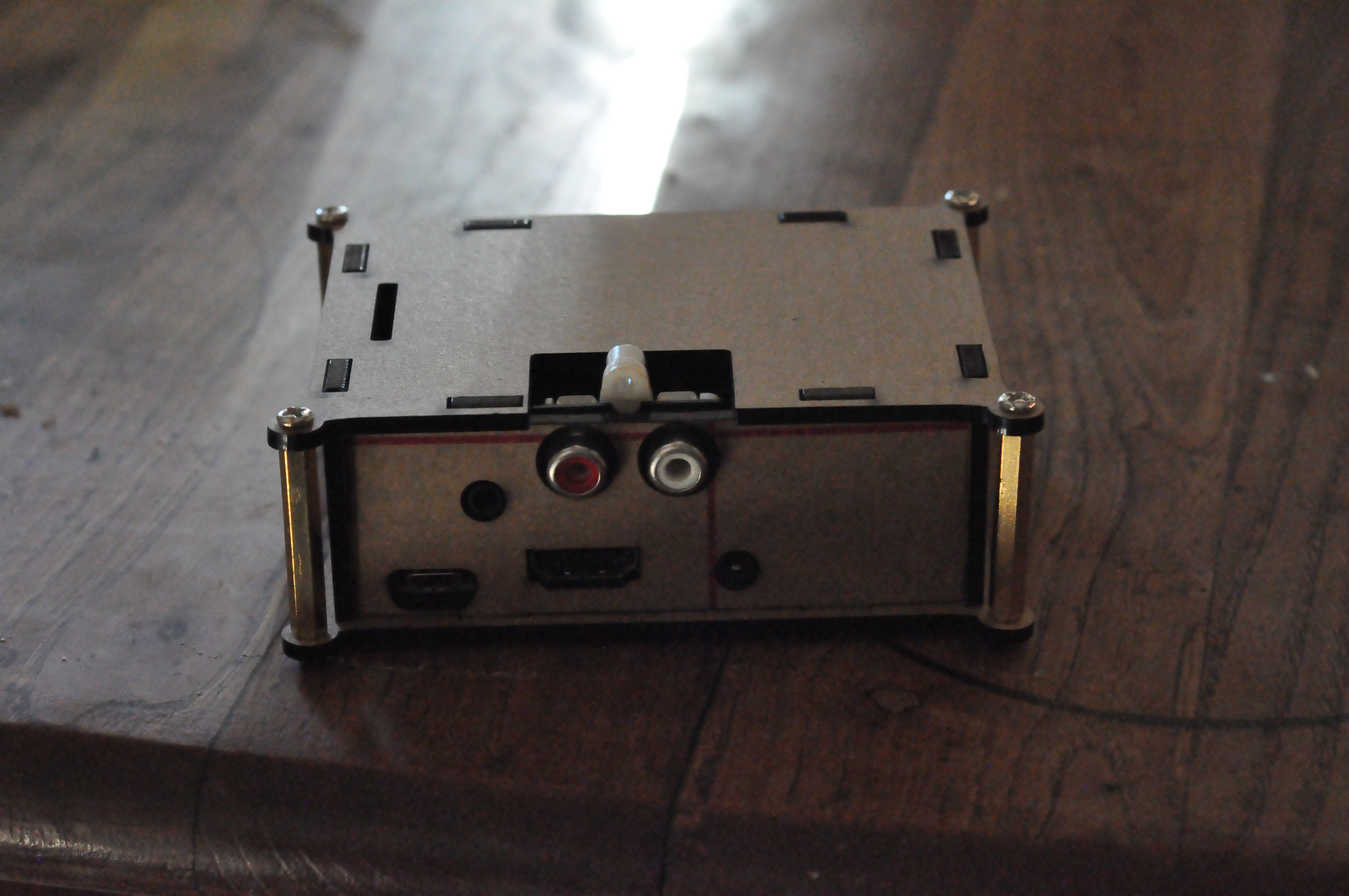 RPI 2 / PiFi DAC+ V2